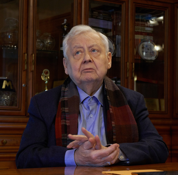 Бывшая жена и старшая дочь Олега Табакова не пришли с ним