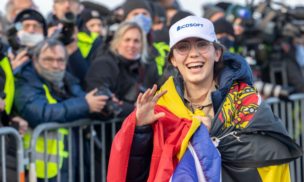 Вокруг света за 155 дней: 19-летняя бельгийка в одиночку облетела земной шар и установила мировой рекорд