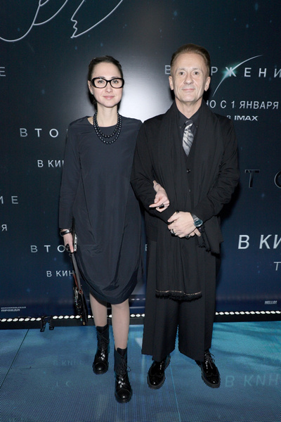 Олег Меньшиков и его жена Анастасия
