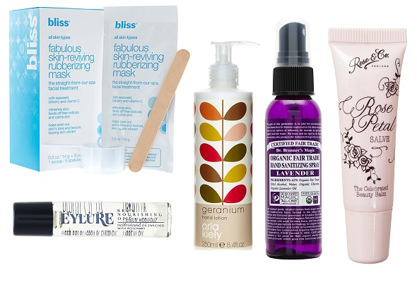 Маска для лица Bliss Fabulous Skin-Reviving Rubberizing, Лосьон для рук с ароматом герани Orla Kiely, Органический дезинфицирующий спрей для рук с экстрактом лаванды Dr Bronner Organic Lavender Hand Sanitizing Spray Lavender, Бальзам из лепестков роз Rose & Co. Rose Petal Salve, Масло для роста ресниц  Eylure Brow Nourishing Oil | Источник: Архив пресс-служб