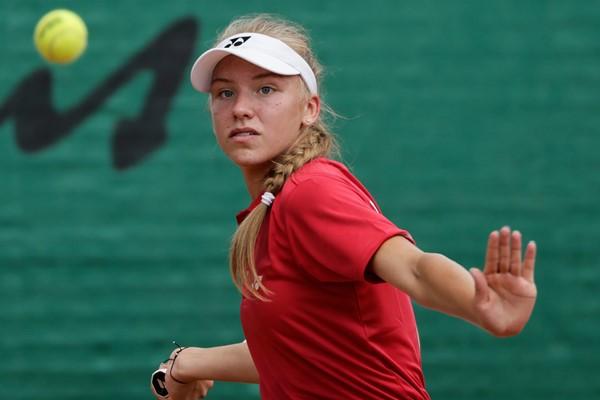 15-летняя россиянка Алина Корнеева выиграла юниорский Roland Garros