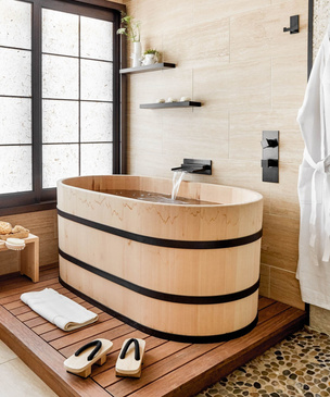 Деревянные ванны в интерьере: 13 примеров