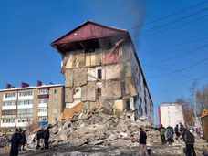 Обрушение этажей, семеро погибших, трое из которых дети: взрыв бытового газа на Сахалине