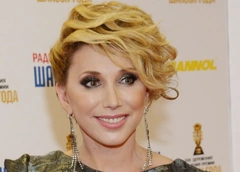 Елена Воробей сбежала от жениха-госслужащего накануне свадьбы