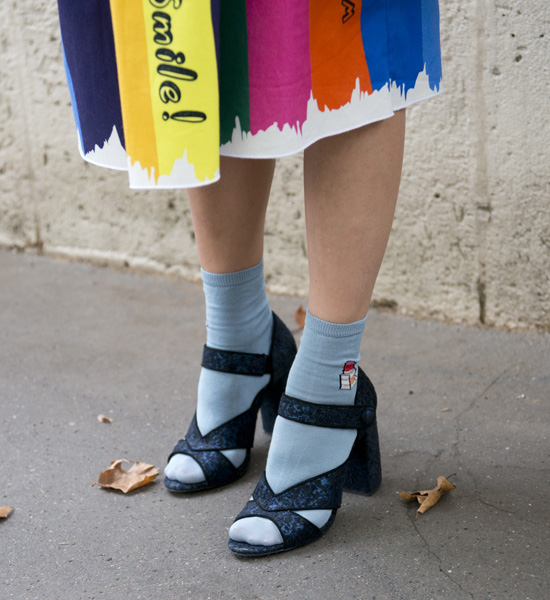 Фото №9 - Тренд в деталях: 28 способов носить носки с туфлями